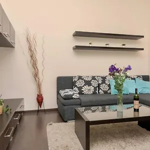  Apartment Corvina With Free Private Parking