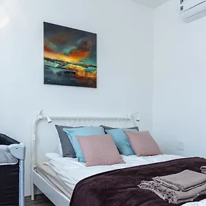 Appartamento Amphora Luxury With Free Private Parking And Cozy Balcony, Budapest